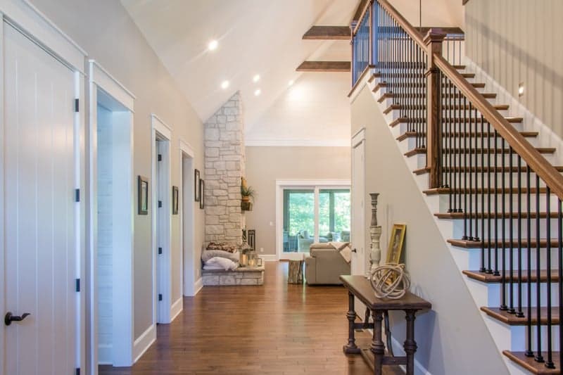 Luxury home listing